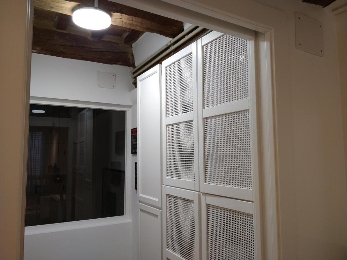 Isi Guesthouse 29 Ези Экстерьер фото